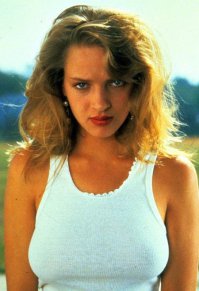 Так у Умы Турман когда то даже сиськи были)))