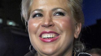 вот кто, судя по всему, герой России! ПРОСТИ НАС ЮРИЙ АЛЕКСЕЕВИЧ! МЫ ВСЕ ПРОЕ......