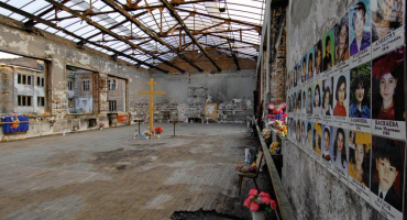 Норд-Ост
Мемориальный сквер на месте дома, взорванного террористами в 1999 году 
Памятник жертвам теракта в Беслане.
2-я мировая хорошо представлена ниже в комментариях.