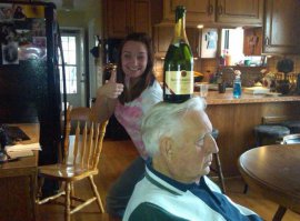 Дедушка умер, ему все равно...!!!