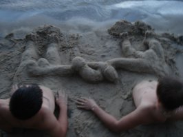 25 забавных фотографий отпускников, чей отдых явно пошел не по плану 