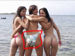 ну а здесь, без комментариев!!!! труханы видать бабушкины)))))