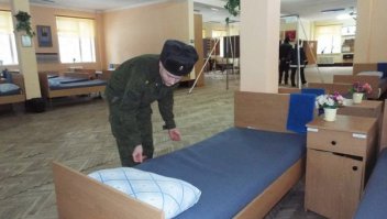 Моя "общага" )) Ну не конкретно моя, но похоже, только у нас в два яруса было