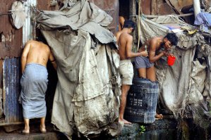 Если у них душ на улице, зачем им туалет? Вы им ещё мусоропровод предложите :)