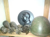 За хранение этих милых вещиц ушедшей эпохи можно схлопотать реальный срок