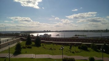 Казань.
1. Из номера отеля Корстон.
2,3. Вид из Кремля от Благовещенского собора
(Качество - телефон)