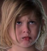 Просто видео где детям дают черный горький шоколад