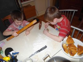 А у меня и правда помощники..... :)