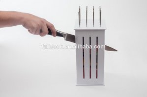 да уже давно есть приспособы. но только для маленьких, но раз такой конвейер то думаю и для этого тоже сдалают