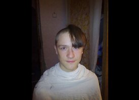 Слушай по комментам и твоим фоткам в контакте ты полный неудачник. Только неудачники по жизни так бздят как ты. Ты упертый осел. Ты обычный нищеброд неудачник. Я на кую вертел все твои слова сказанные в мой адрес. Мне по кую что ты думаешь обо мне чмо. Ни тебе меня учить. Не царское это дело с такими неудачниками вести бессмысленную полемику с человеком у которого ни iq, ни порядочности. Ты конченный гнойный хронический обиженник да а тому же обиженник неудачник. На этом фото твоем мы видим типичного лоха ущербного обычного.