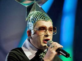 Совершенно безумные и откровенные наряды Майли Сайрус 