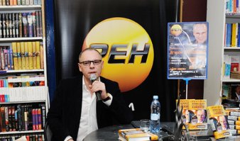 Я знаю кто скрывается под псевдонимом "Dmitry Pikalov"