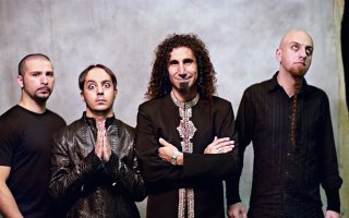 Вот правильные армяне, а в посте проститутки какие то