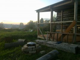 В выходные, после копки картофана такое делал. Но в русской печи выходит лучше, сочнее. К сожалению фото блюда нет, быстро все стрескали.