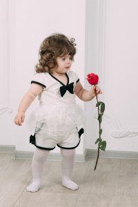 в 2 месяца и в полтора года