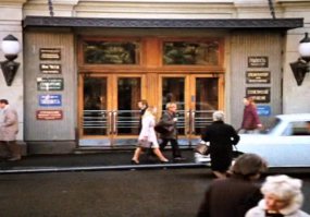 Кадр из фильма... и панорама 2015 года на том же месте...