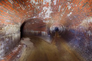 красиво!
от себя тоже добавлю слияние двух безЪимянных речек