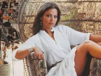 Может, чуть попозже - но божественно хороша!