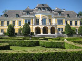 Минилабиринт в Вене. Сверху тоже неплохо смотрелся.