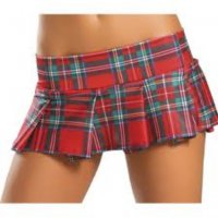 Извините, пожалуйста, Вы считаете, что такие шорты и такие юбки в школе допустимы?
Может, я слишком серьезна... но по мне школа не то место, где можно и нужно так ходить.
Тут же не вопрос юбок и шорт. Тут вопрос МИНИ-юбок и МИНИ-шорт.