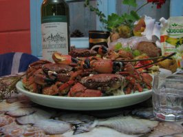 у меня фонарь был на 600 люмен. правда, я в гандон его засовывал. вывод - гандоны светлее цылафанки! результат на фото: