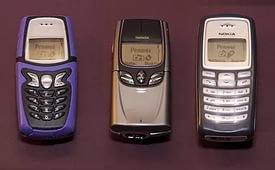 Рынок гаджетов испытывает кризис идей и дизайна. Вы вспомните какую фантазию вкладывала компания NOKIA в свои девайсы! А это что за унылое однообразие?Где новые идеи? Где Новаторство и эксперименты? Приелось всё до жути