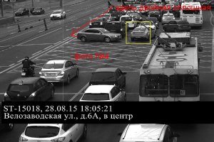 автор ты дебил. что тяжело прочитать текст и посмотреть фото которые выкладываешь.на первом фото фиксируется только светлая машина хотя черная виновата не меньше. и в чем виноват водитель авто на втором фото?ну а какие претензии к водителю на фото  №3,во первых он не может проехать из за машины стоящей перед ним движению которой не кто не препятствует. во вторых позади него столько места что можно на длинномере спокойно повернуть не наезжая на сплошную.а фото №4 это вобще 3.14здец мало того что 3.14др на серой машине повернул не наехал при повороте а именно повернул иначе он там ни как не мог оказатся,так еще и стоит изображвет обиженного.