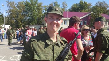 Ностальгия.  Почти 30 лет прошло, а как вчера.... Сын служит.... а я свою вспоминаю...