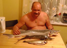 ... дело конечно не в фамилии :) 
Человек возглавляет партию пенсионеров и совсем скоро все наши пенсионеры в танк не будут влазить 
... как заживут заживут