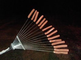 Вот ещё один "сосисочный" выдумщик)))))