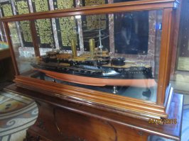 мне понравилось 

добавлю модель крейсера "Бородино", погибшего в Цусимском сражении. 
модель находится в Кронштадтском Морском Соборе.