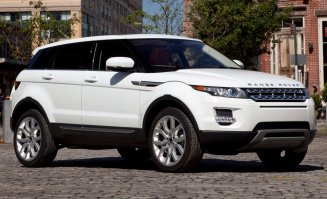 По цене и дизайну больше конкурент Range Rover Evoque.