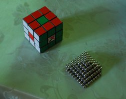 забыл кубик рубика, крест макарова, лабиринтов куча.. мое рукожопие от нехрен делать..