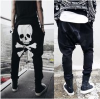 А придурков в вот таких штанах видели?