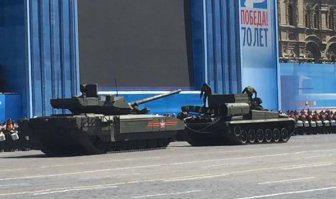 Путин: Что надо сделать, чтобы весь мир смотрел наш ПАРАД?
Шойгу: Надо создать ИНТРИГУ!