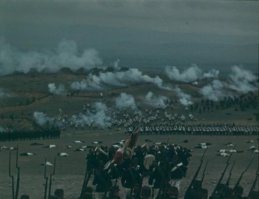 Нет фильмов Суворов, Ушаков, Корабли штурмуют бастионы, Герои Шипки. 
Посмотрите батальные сцены там. 
Кстати, для фильма Герои Шипки использованы реальные запасы обмундирования и вооружение того времени хранившееся на складах минобороны. (с реальных событий прошло всего восемьдесят лет)