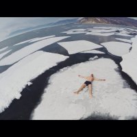 Смотрел на фото и у меня льдины плавали:)))