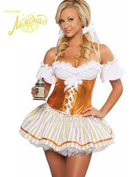 Октоберфест девушка с пивом