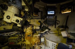 Массивное кладбище танков где-то в Европе