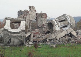 А это вот творение рук европейских "архитекторов" в Сербии.