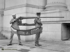 25 редких фотографий, рассказывающих реальную историю XX века