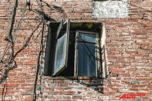Владивосток 2015 год. В пару километрах от самита АТС 2012 года, кино фестиваля Меридианы тихого пару метро и других форумах! Центр города! Где лучезарный любит проезжать!