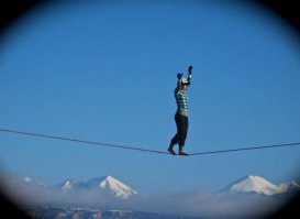 Ну и че? Можно подумать одни мужики рискуют =)))