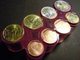 Да не только для советской, после введения евро, люди опять вспомнили про "монетницу":