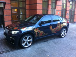 Занимательная аэрография на автомобилях