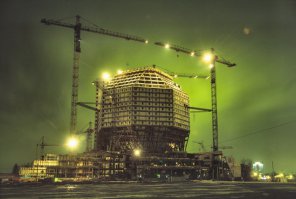 А мне нравится. Есть что-то в ней от Звезды Смерти.