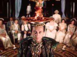 Перемещается! Уходит...