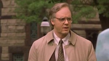 Рассел Кроу в Играх разума. В конце фильма он играет профессора в старости уже. Простите, скрин нормальный так и не нашёл