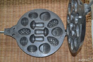 В детстве в школу носил эти деликатесы. Весь класс уминал.