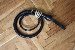 Сугубо личное мнение - не по душе слишком контрастная строчка.
Ну и мои поделки :